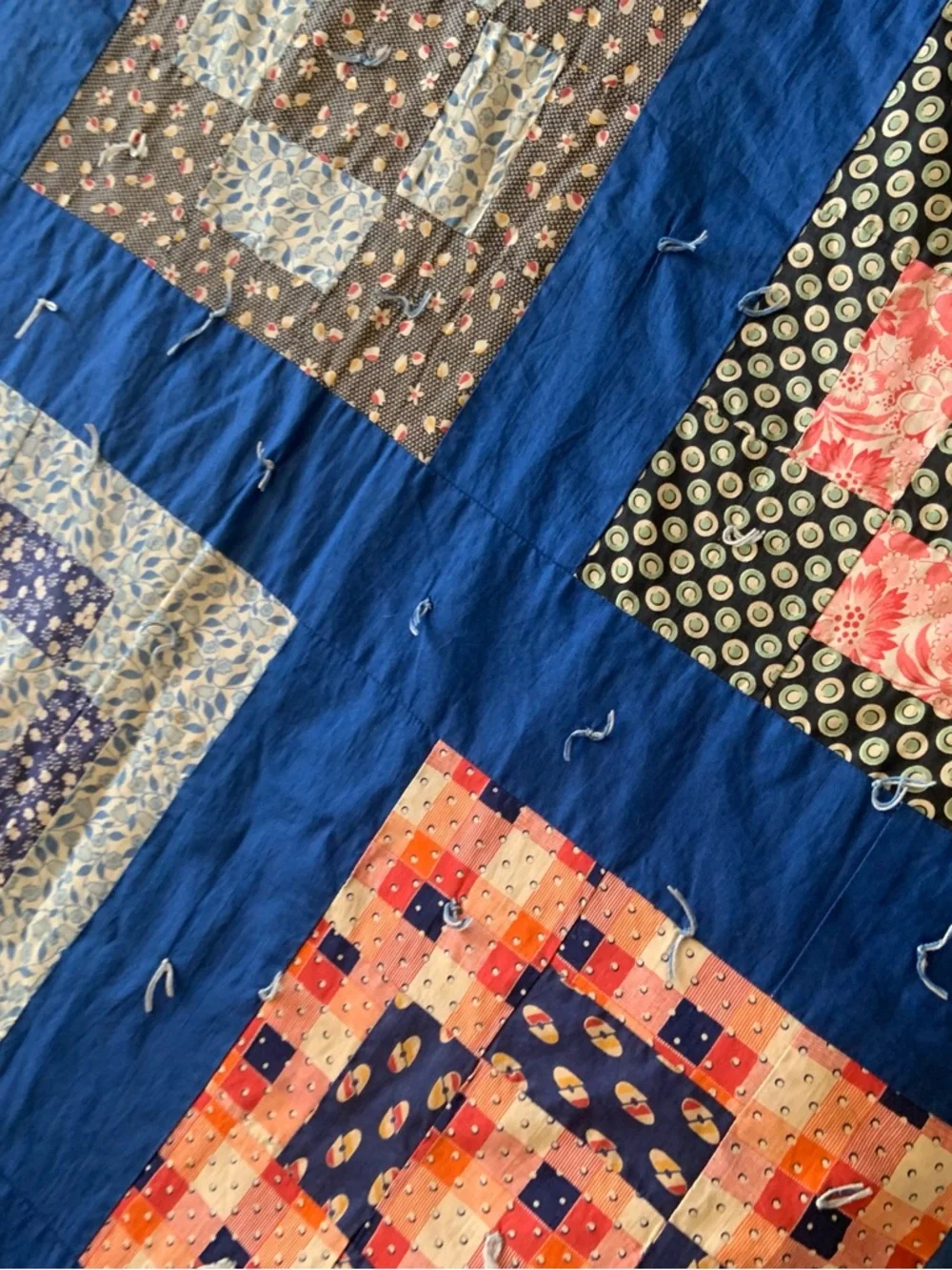Vintage Handmade Patchwork Quilt Bedspread in Blue